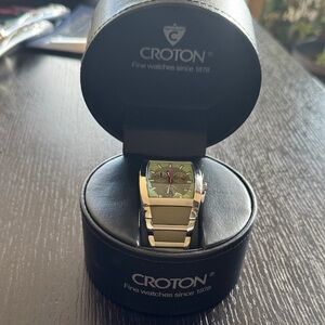 Croton Men's Olive and Silver Watch